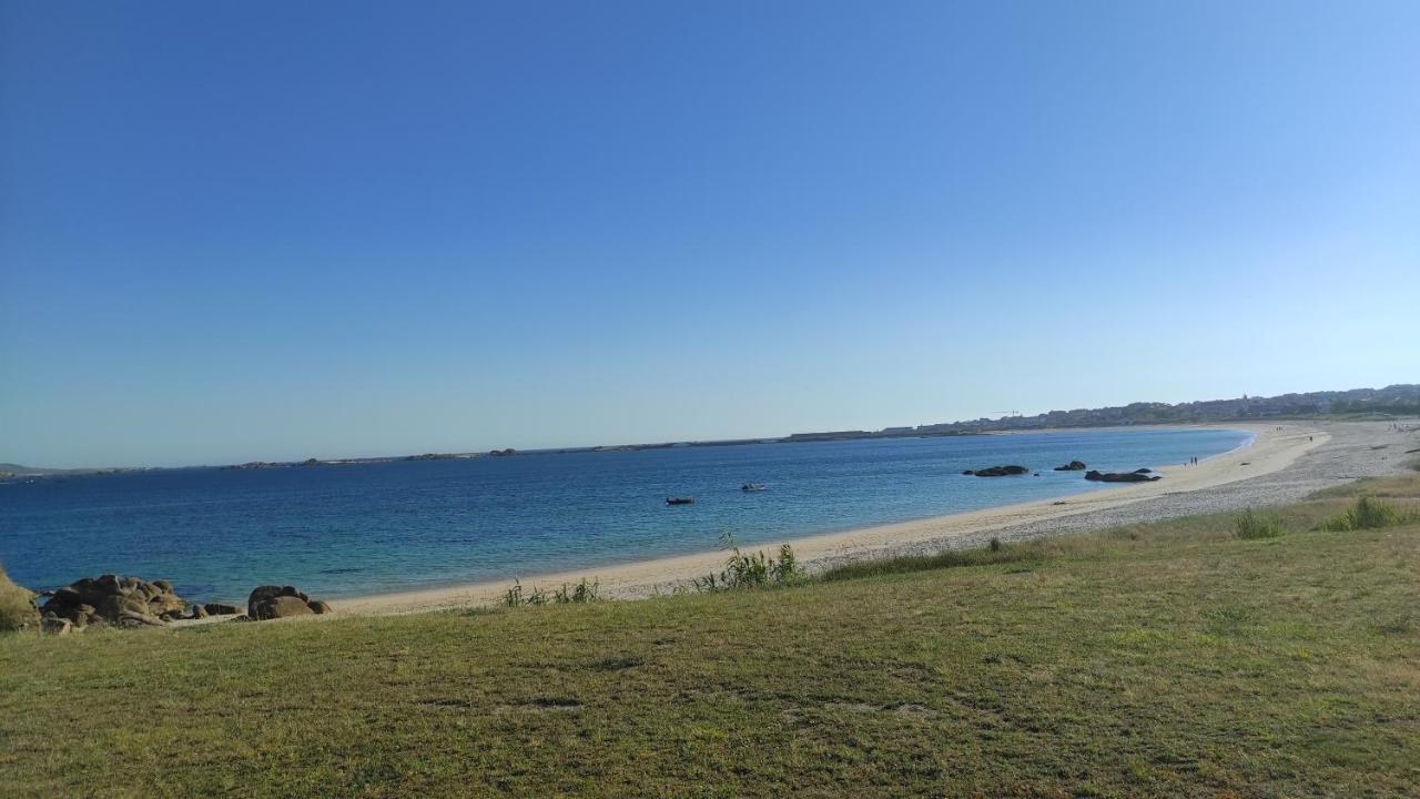 En Ribeira Para 4 Centrico Con Parking Exterior photo